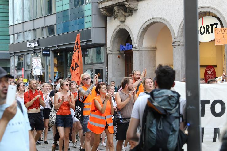 klik hier voor de originele foto (450kB - 1920x1280)