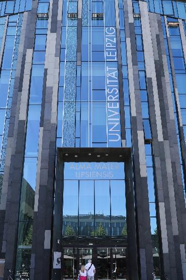 klik hier voor de originele foto (484kB - 1280x1920)